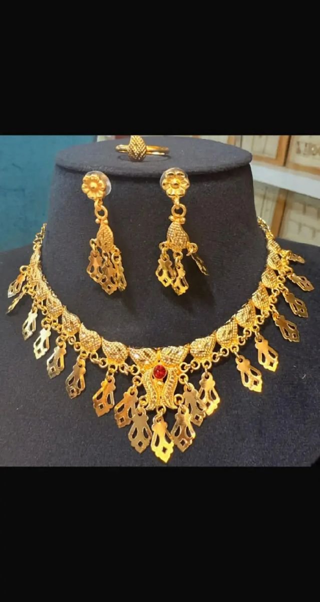 Bijoux & collier image 2 - Biyachara