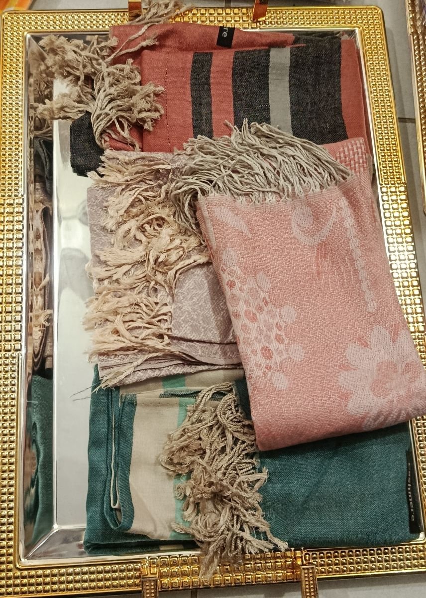 Châle image 1 - Biyachara