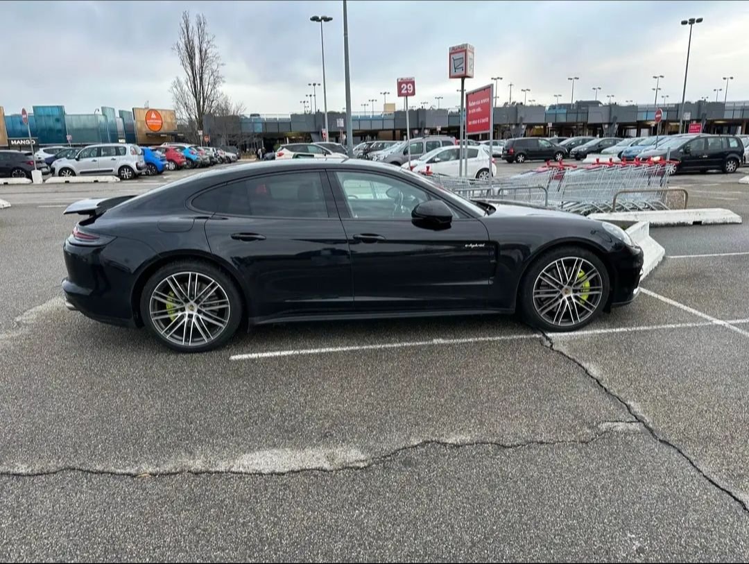 Porsche panamera image 3 - Biyachara