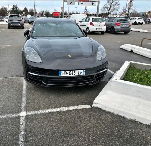 Porsche panamera - Biyachara