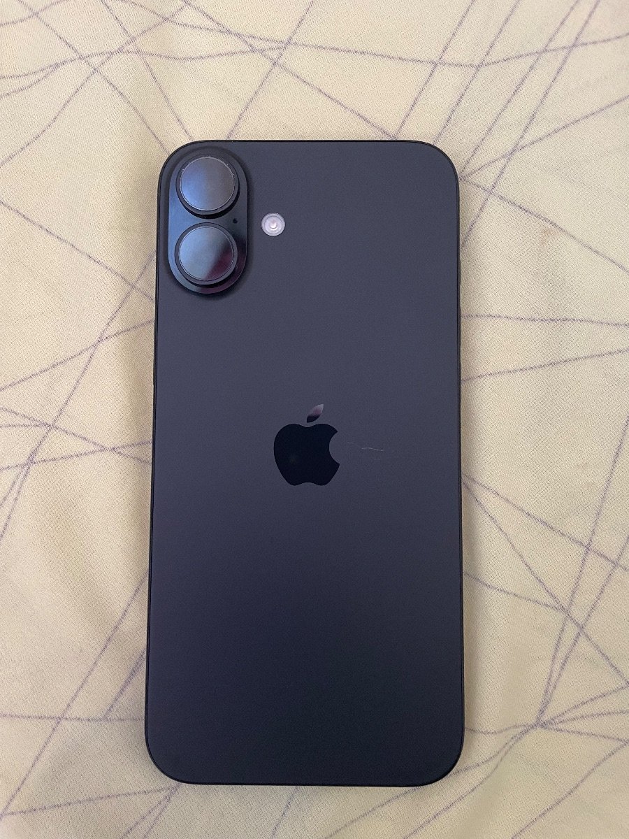 iPhone 16 Plus Noir – 128 Go image 3 - Biyachara