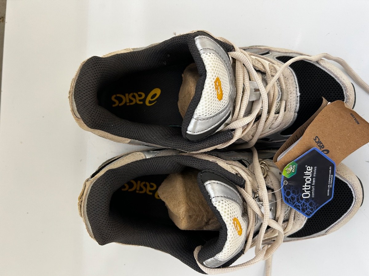 Asics image 5 - Biyachara