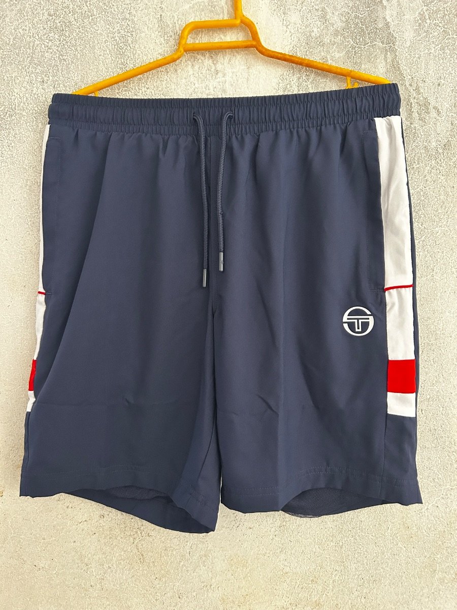Short Sergio tacchini image 9 - Biyachara