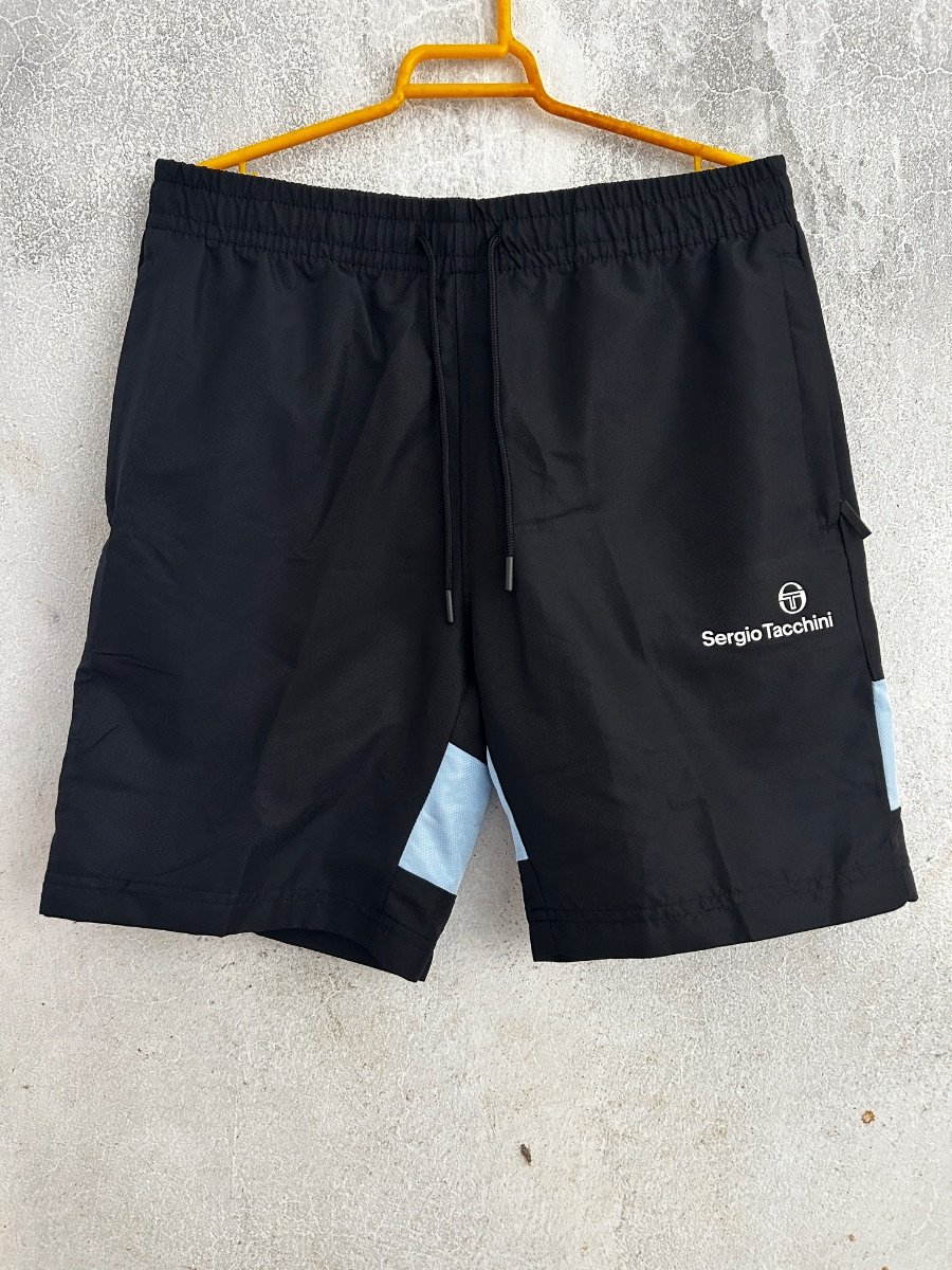 Short Sergio tacchini image 3 - Biyachara