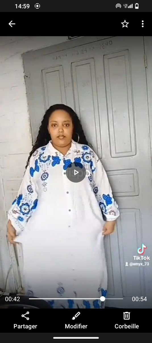 Robe image 3 - Biyachara