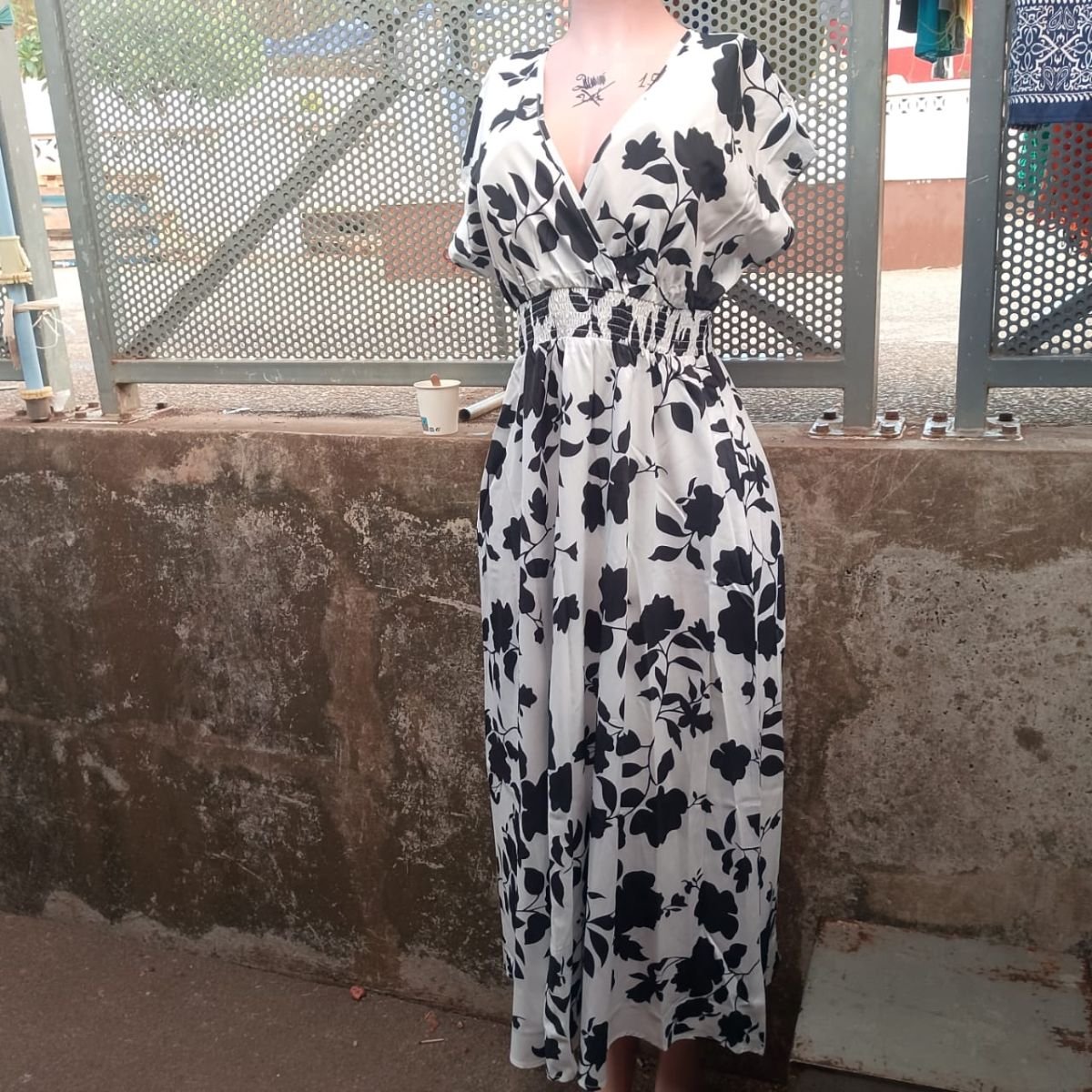 Robe image 3 - Biyachara