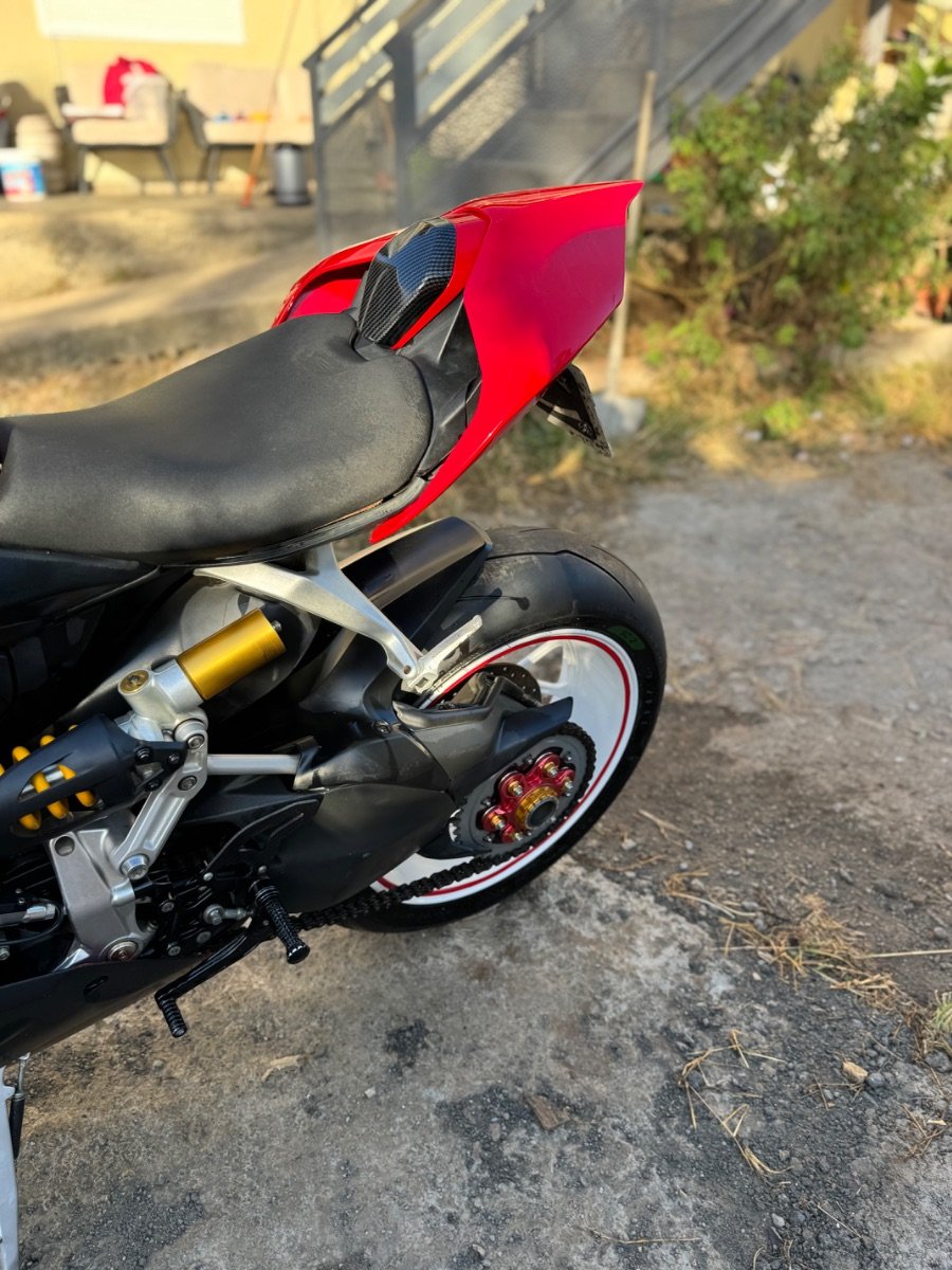 Superbe Ducati Panigale V2 955cc image 1 - Biyachara
